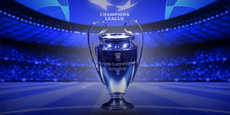 Giải Champions League được tổ chức thường niên bởi Liên đoàn bóng đá Châu Âu